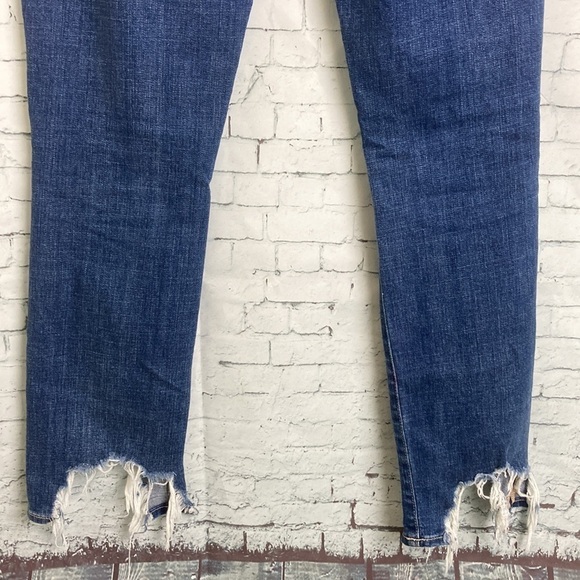 L’Agence Highline High Rise Jeans Med Wash Factory Distressed 28 Sharkbite Hem - Picture 7 of 16